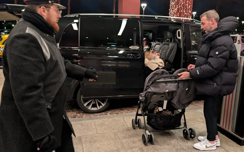 airport pickup transfer paris